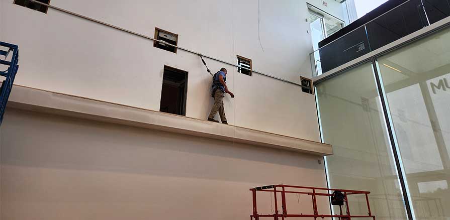 https://fallprotected.com/app/uploads/2022/02/Rigid-Rail-System-Category.jpg